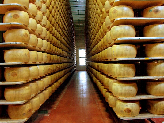 carro ruido embudo El queso Parmigiano-Reggiano - Quesería La Antigua