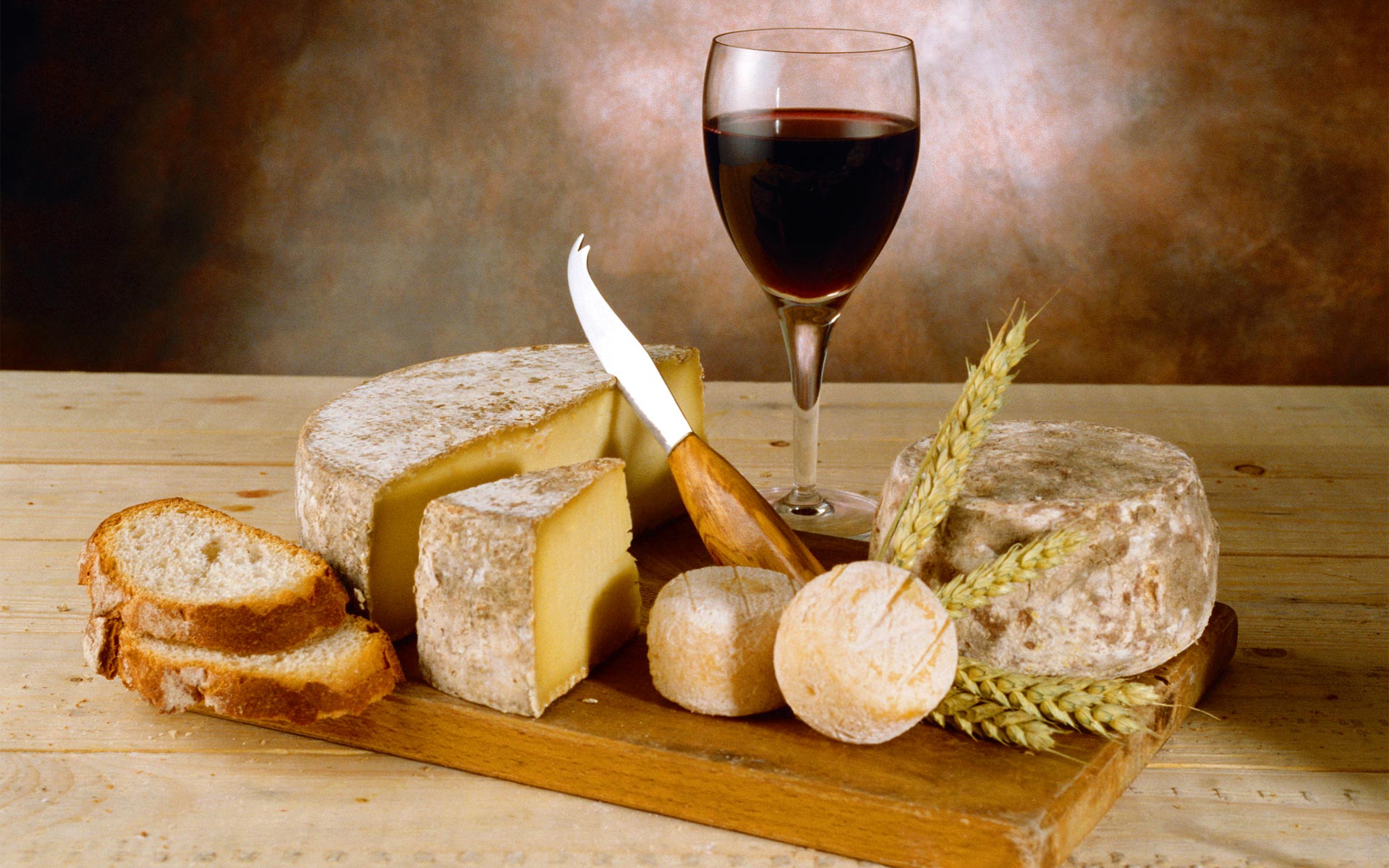 Each cheese with its own wine, each wine with its own cheese...
